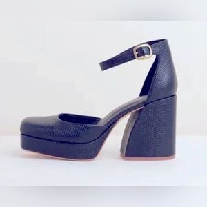 Charlotte Stone ‘Fran’ platform heels in a navy textured leather finish. Size 7